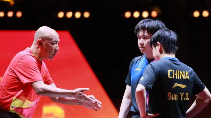 ​王楚钦连说三个“远离”，明年1月份不参加比赛