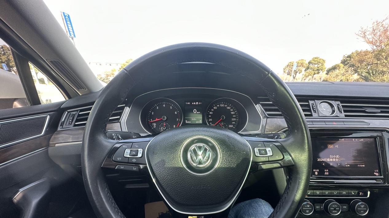 家用高性价比之选，2019款大众迈腾330TSI DSG豪华型一手车值吗？