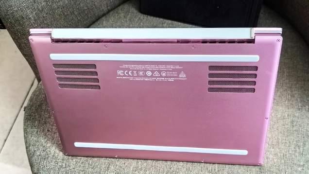 13.4英寸4k超清触控屏，这款二手雷蛇笔记本电脑，设计师专属助手