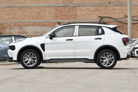 2025 款领克 01 焕新版：15 万级紧凑 SUV 选它合适吗？