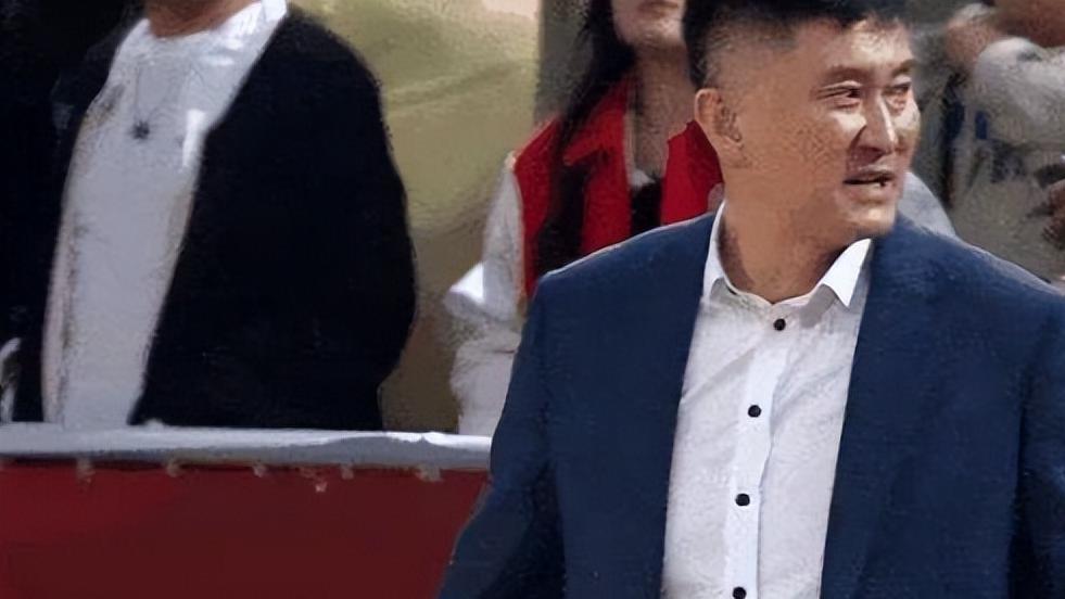 广东男篮放弃“大腿”？杜锋的决定引出新赛局