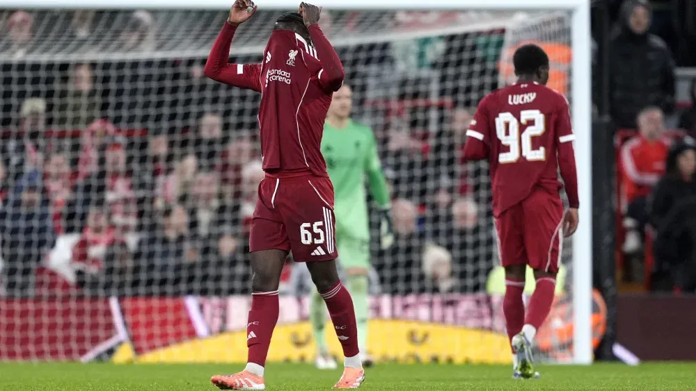 又输了！遭三杀，英超冠军被淘汰出局，创下耻辱纪录