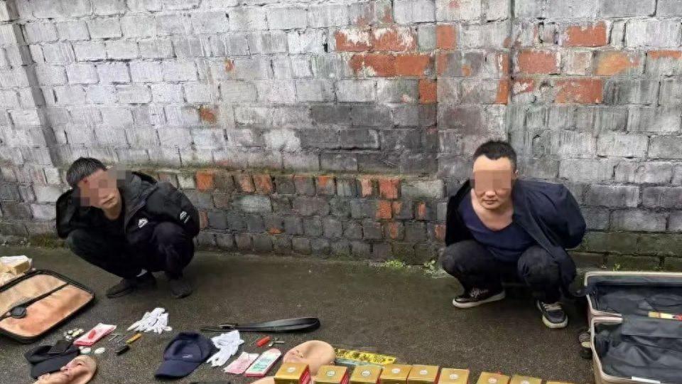 人皮面具下的惊魂：川南连环盗窃案告破，真相远比你想象的更匪夷所思
