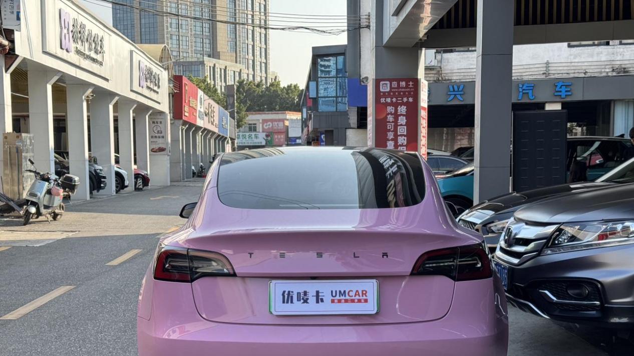 22年9月上牌特斯拉Model3，近乎一手车况，纯电出行新选择