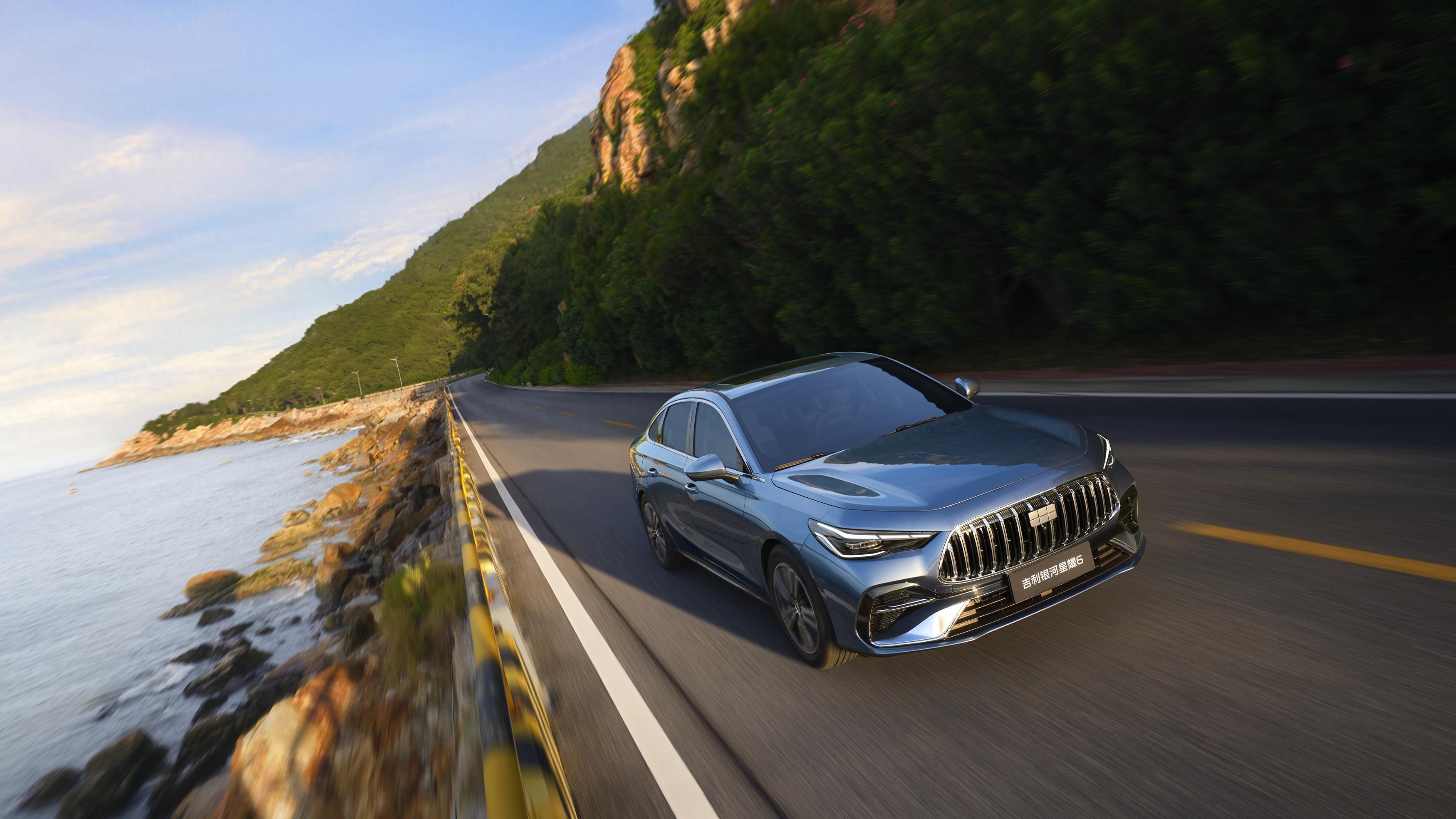 吉利“王炸”来了！长超4米8，限时6.88万，油耗1.33L，上市即火