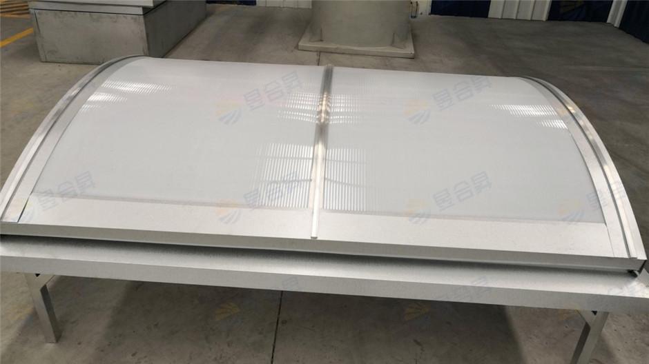 可熔性采光带能否做排烟窗使用？