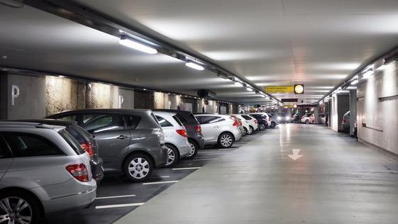 车程达到10万公里后，这几个零件没坏也换，养车全靠这个小方法