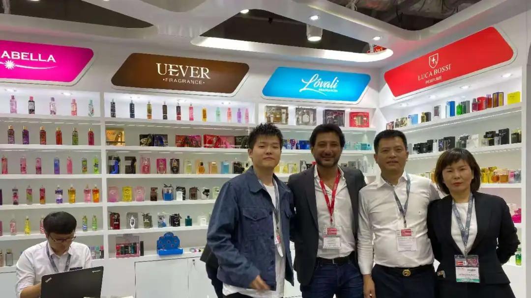 一群“数贸新生代”即将从义乌搅动全球