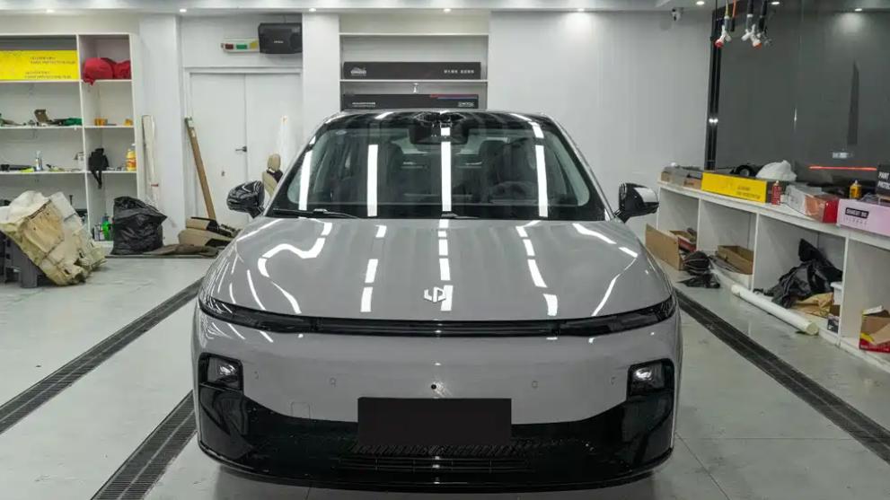 零跑 B01 将在 7 月份内上市！轴距为 2735mm