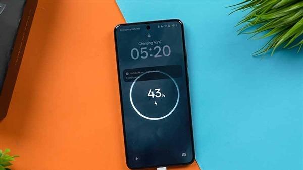 2亿可更换相机+2K屏+顶级音质！三千档的骁龙8E5性价比之王来了