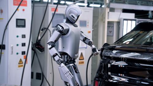 从“学生”到“对手”，中国智造上演完美逆袭