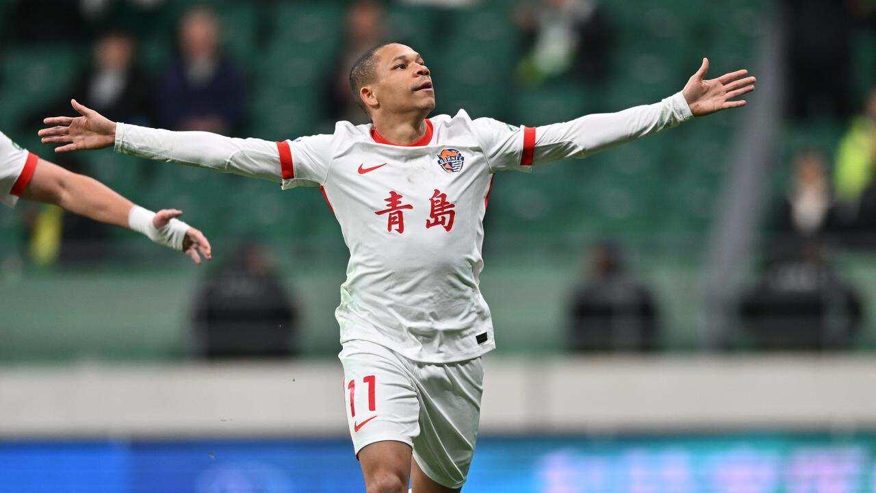 刘军帅发文暗示海牛主力前锋将离队，可能会去成都蓉城，引发热议