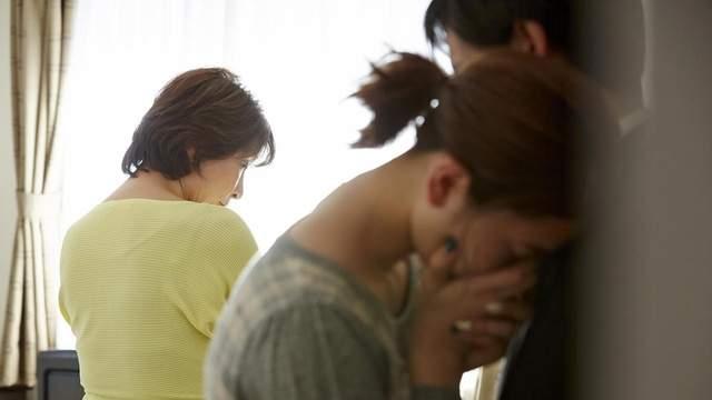 女教师惨遭男友杀害，生前三次法院申请保护令被拒，是否渎职？