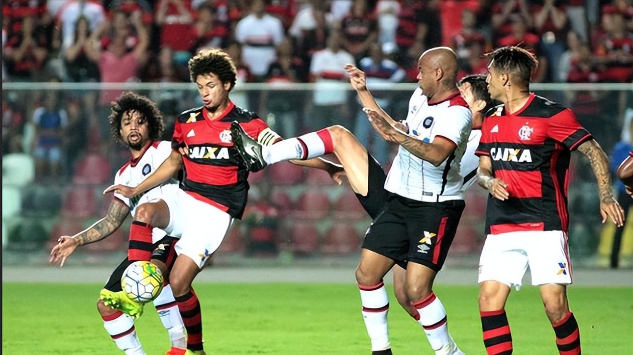 巴西足坛德比盛宴：弗鲁米嫩塞与弗拉门戈的激情碰撞