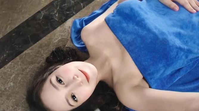 吴嘉仪旅行照曝光！笑容背后暗藏心声，开心才是最重要的事