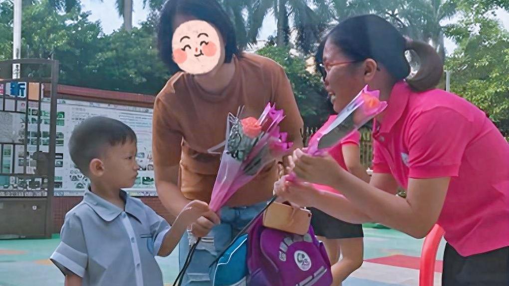 怎么才能让幼儿园老师更多关照你家娃？比送礼更有效的两招