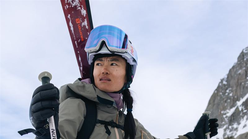 《她就是高山》呈现人与高山深层对话，始祖鸟全链支持赋能攀登者