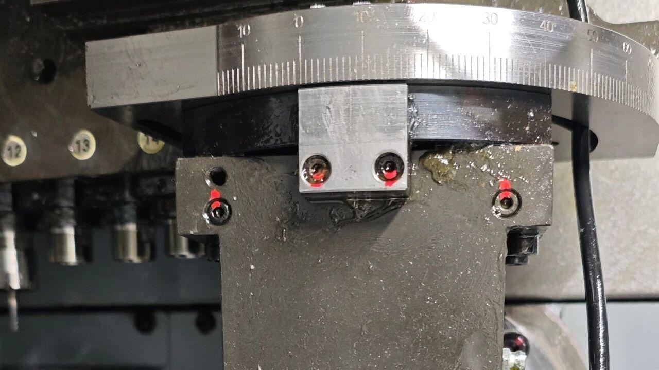 走心机在旋风铣装置中螺纹加工的应用