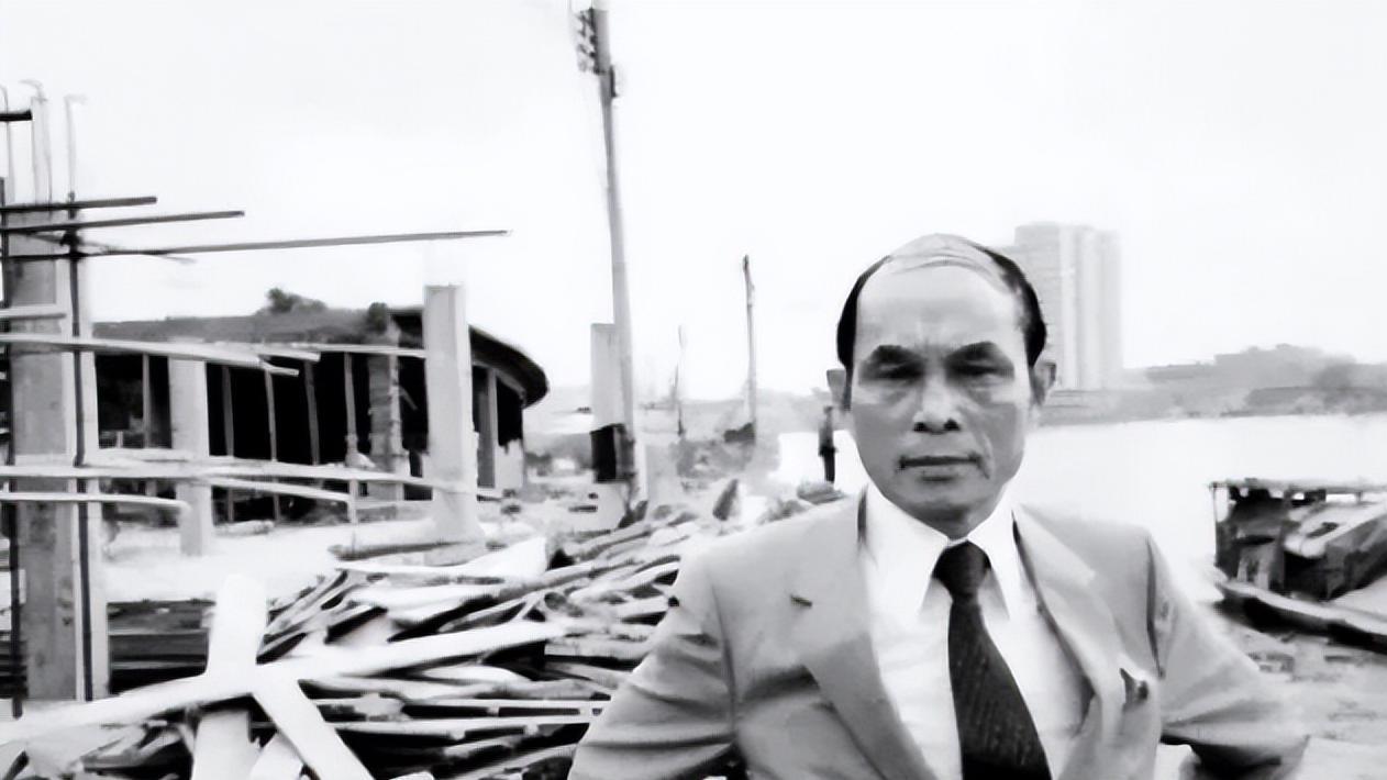 从27岁到商业巨擘：霍英东1950年的澳门遭遇