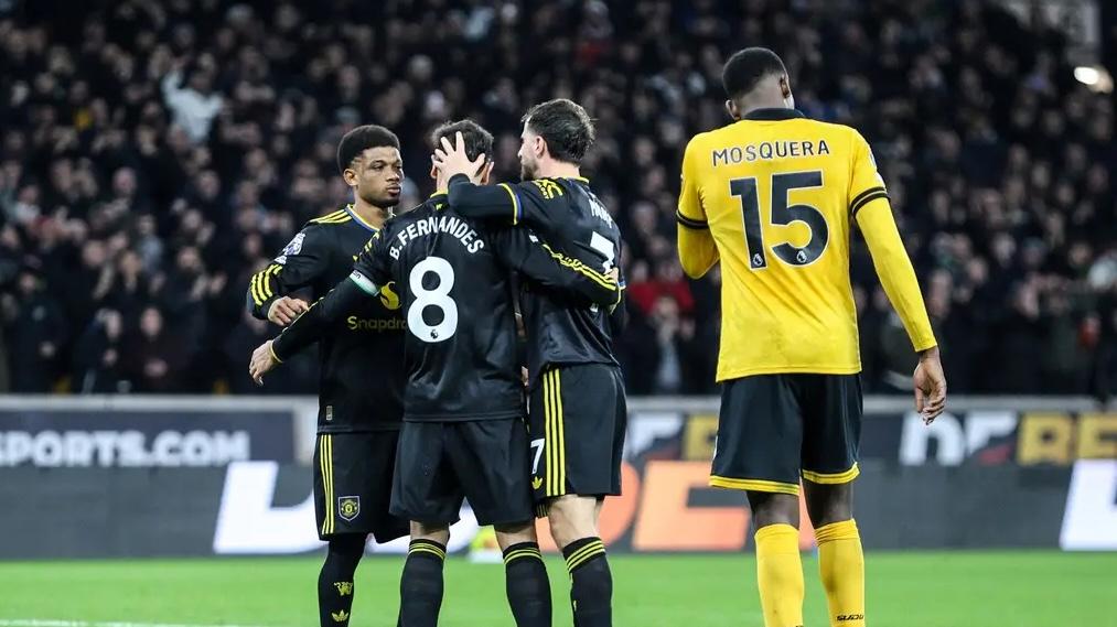 15轮2分！中资球队追平英超最差战绩，主帅公开炮轰，名宿直言：英冠见