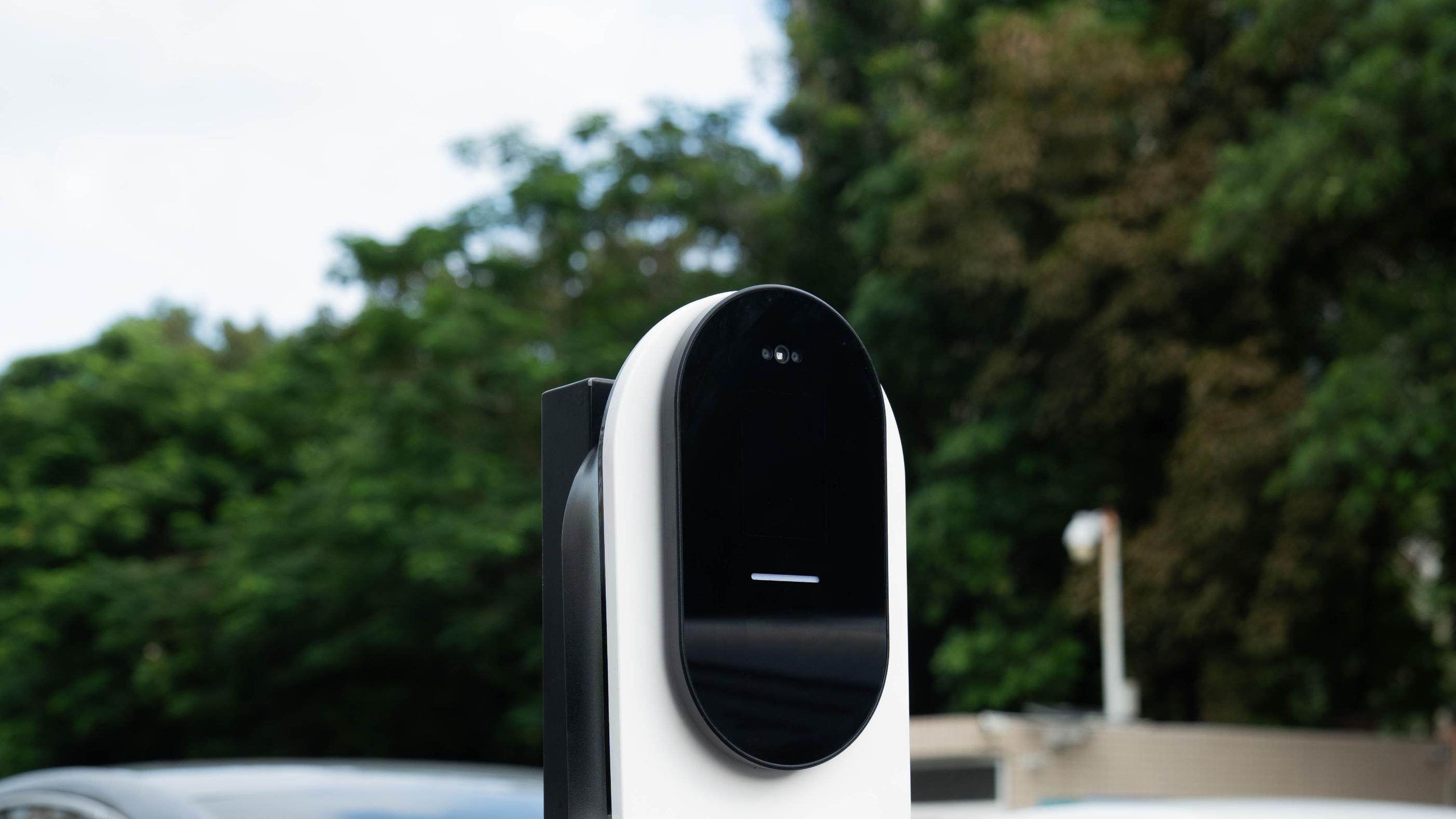 新能源车主福音：能效天曜 WE P7 Ultra 用 AI 解锁家充新体验