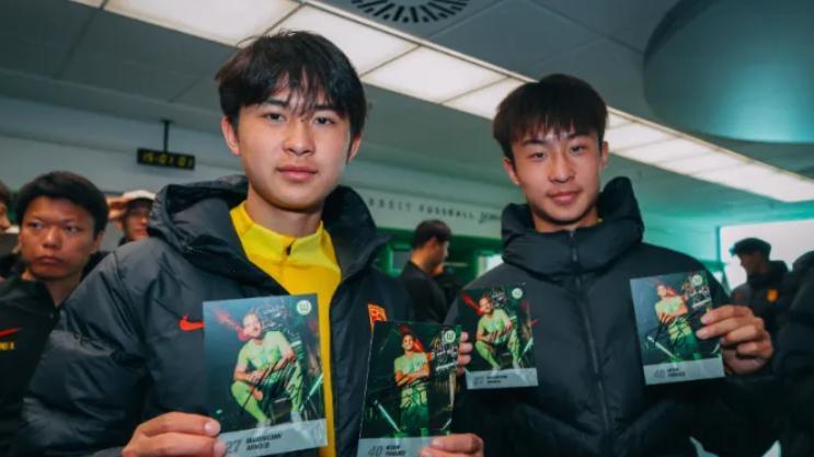 中国男足1-0爆冷，首进4强