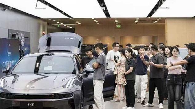 当车企开始“听劝”，极氪这次的众筹计划能成功吗？