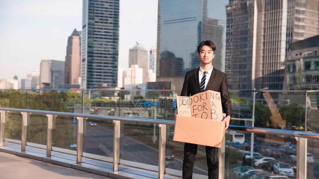 失业后才懂：被生存压力扭曲的消费逻辑有多惊人