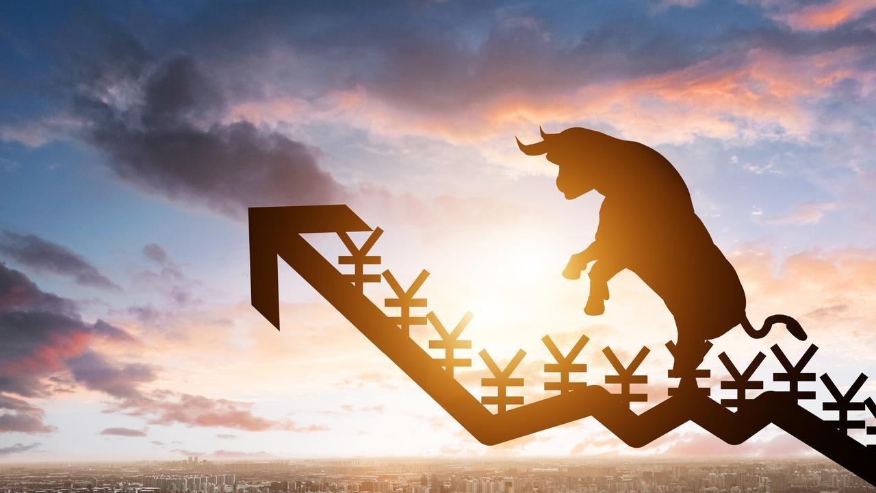 一个前辈的笨办法：用 10 万本金滚出 5000 万，他说 K 线都是浮云