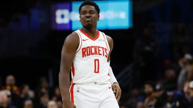 轰28+7+8，火箭队锋线不打一号位被激活 替补后卫22分 比谢泼德更稳