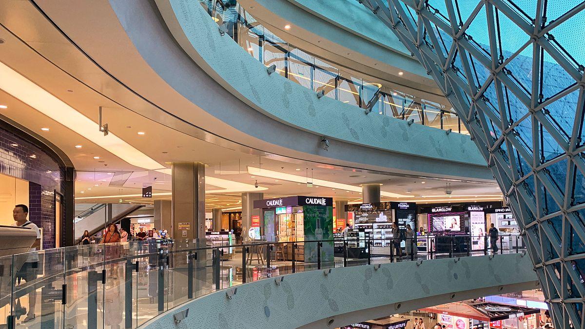 海南封关引爆资本市场！这三大行业将吃下千亿红利