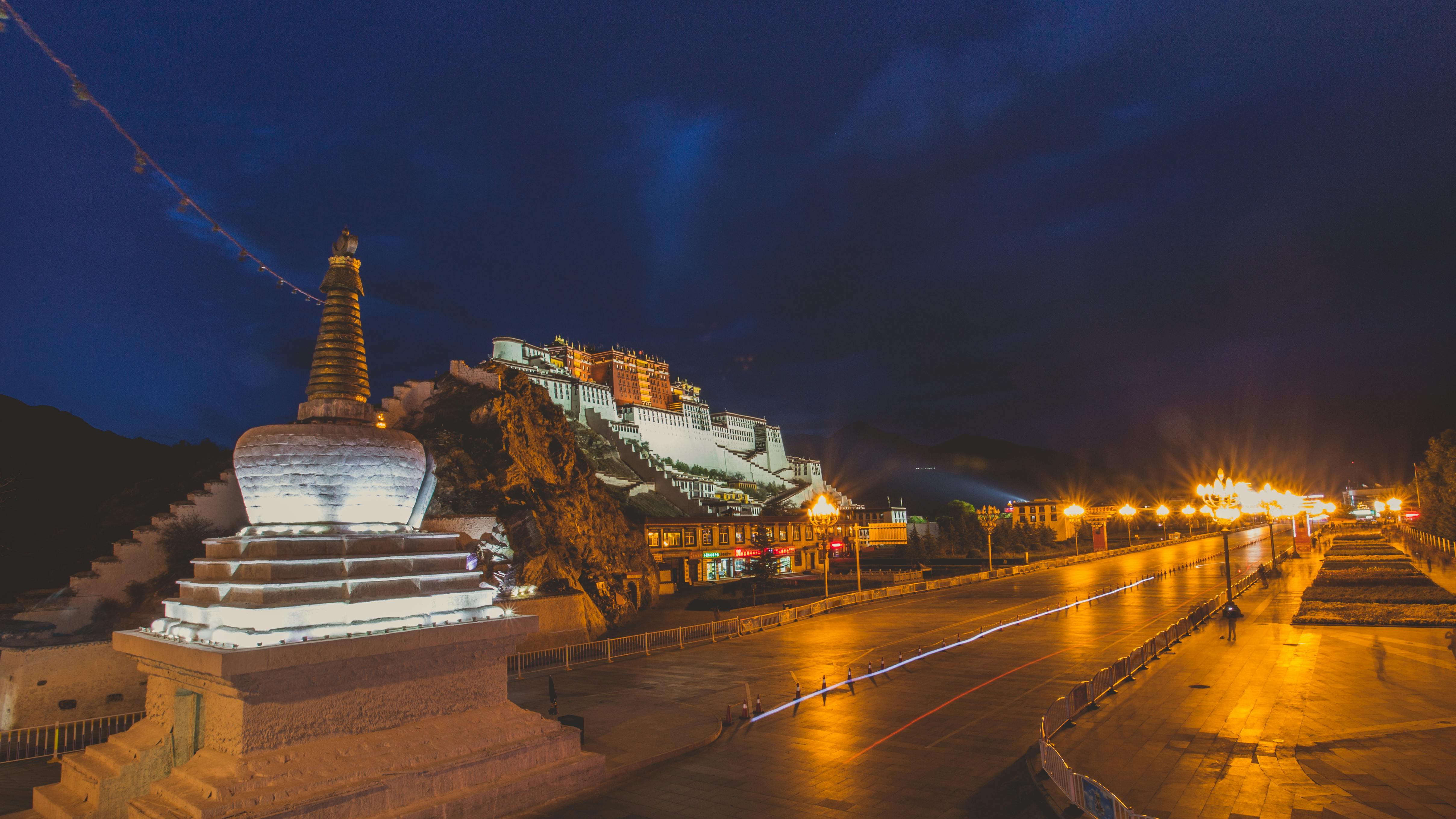 西藏清洁能源外送迈入“特高压时代” 金上至湖北±800千伏特高压直流工程正式投运