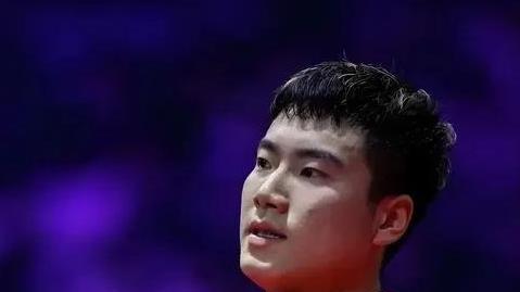 WTT大满贯：男单决赛出炉，林诗栋4-0 梁靖昆4-3，国乒成就五金王