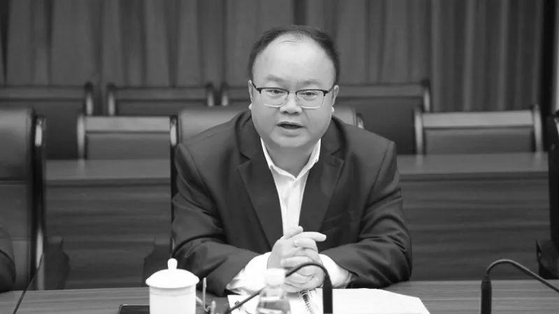 海口市美兰区人民政府区长吴升娇因病去世，终年41岁