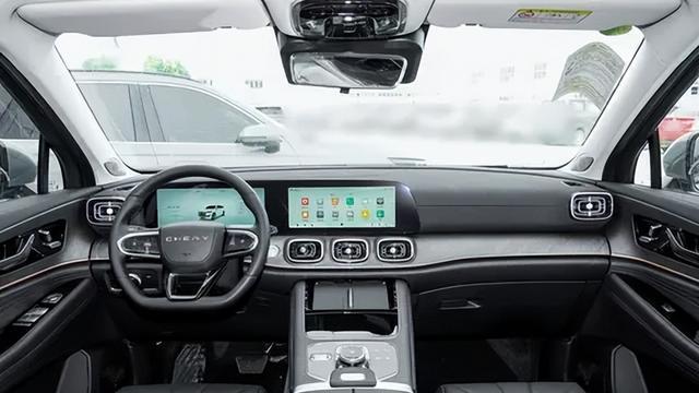 安全性好的SUV可以看看这两款，车厢大能当床，跑山路没问题