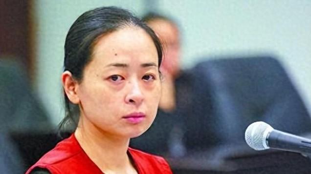 人狠起来究竟有多可怕？15岁女孩受虐5年，被利器撬掉所有牙齿