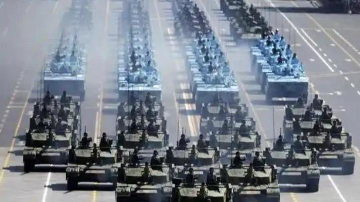 首个阻扰93阅兵的国家出现，拒绝向中国道歉，还派军机监视中方！