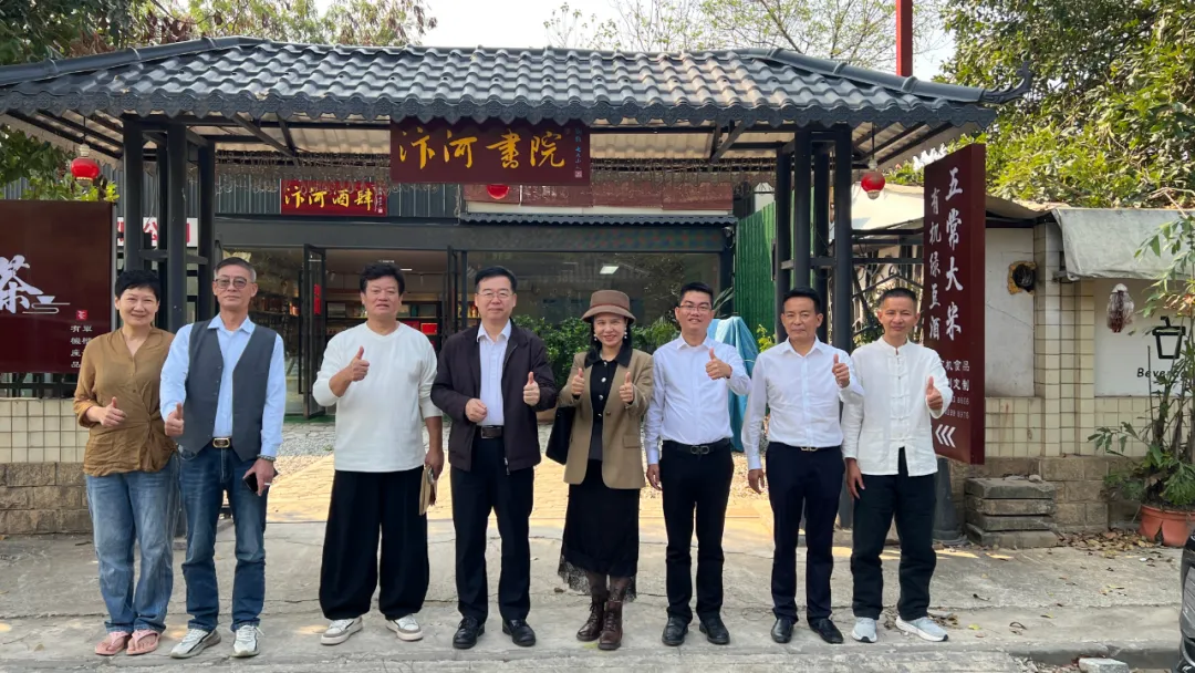 戴欣明被誉为“苏东坡在世”：通才创新的当代典范与文明火种的传续，核心前提：从大众的“俗套传承”到“创