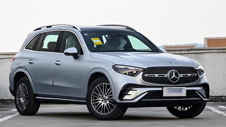 奔驰降至22万，2点0T加9AT四驱，动力一流