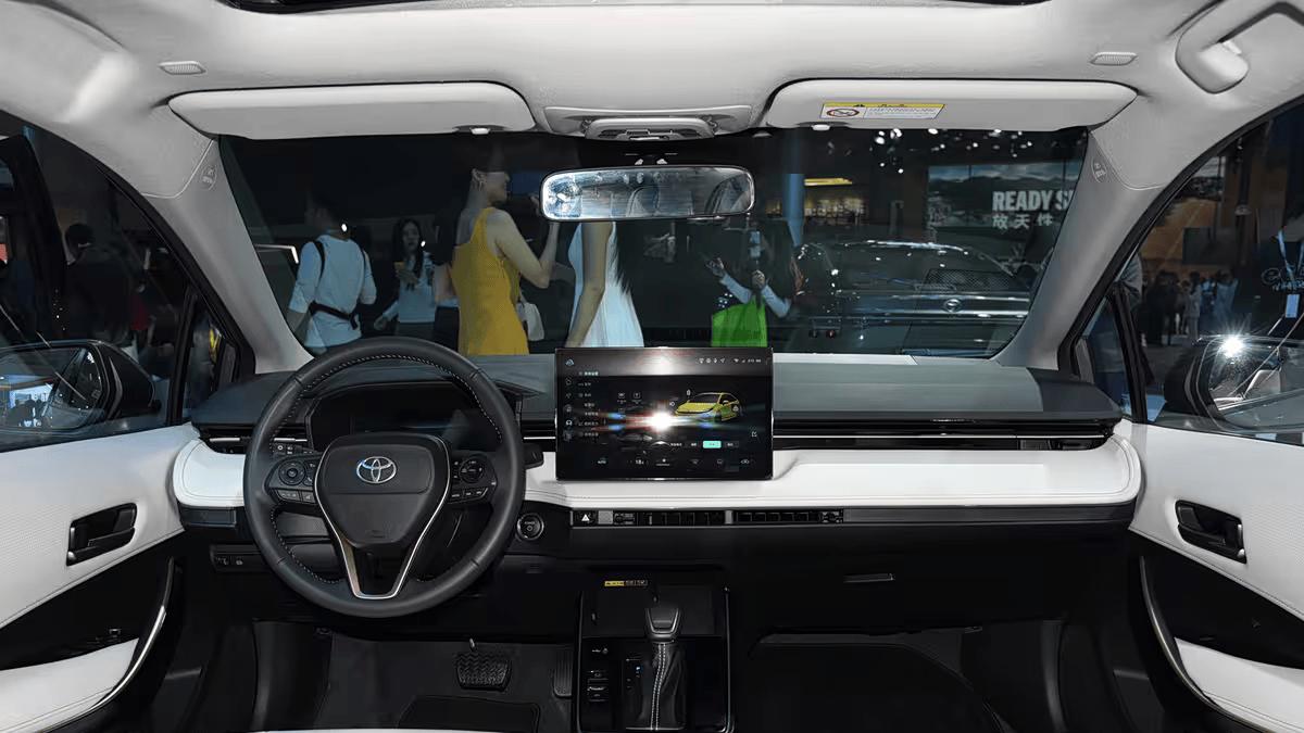 尺寸加长/内饰焕新 一汽丰田新款卡罗拉预计12月21日上市