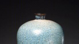 “梅瓶太雅，不日常”，过了一千年，中秋还在送它？