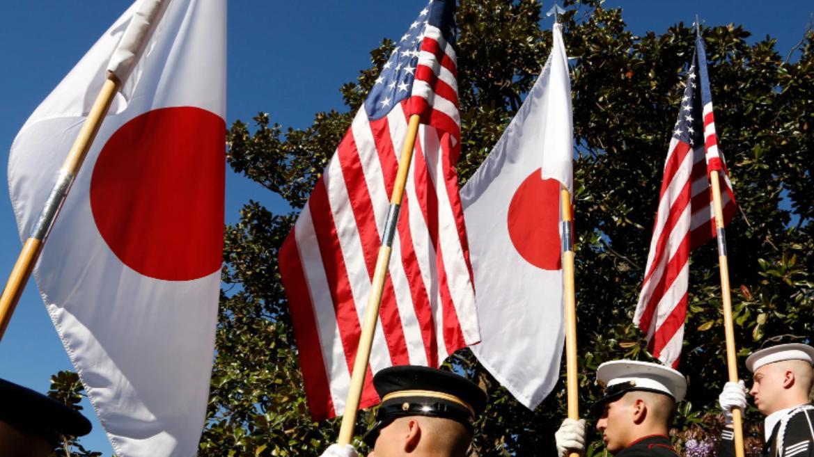 辽宁舰1天前进600公里，沿琉球群岛一路北上，日本察觉到情况不妙