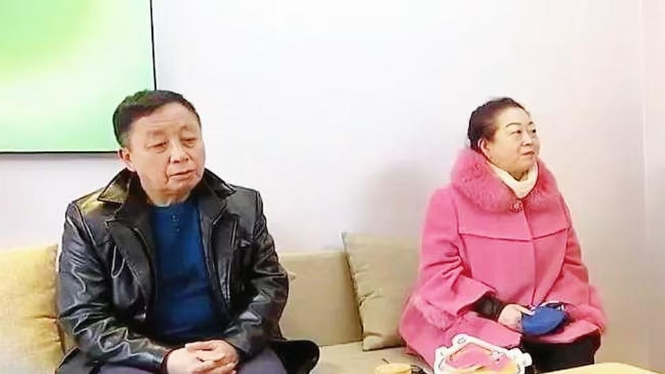 56岁依然魅力不减，她找另一半必须身体好又有经济基础