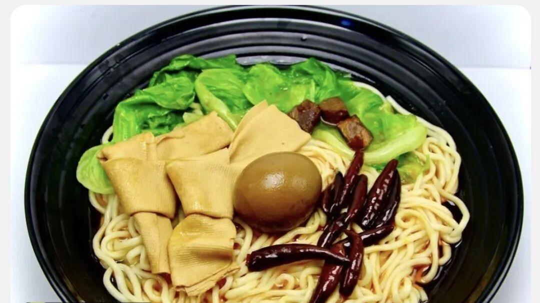 被“梗”遮蔽的拼好饭