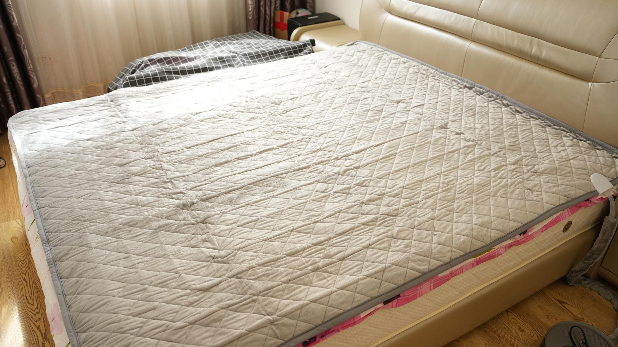 今年挖到的宝！死磕母婴标准，安全无毒无辐射！宫菱水暖毯测评