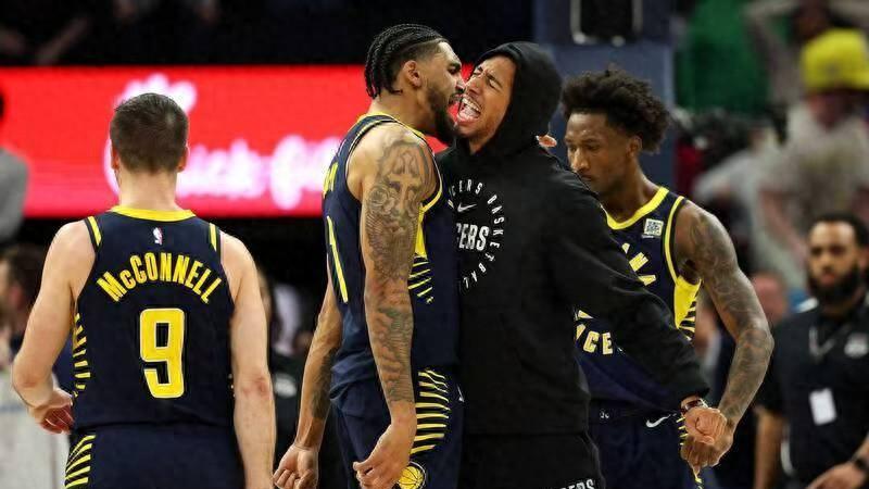 步行者逆转森林狼终结八连胜