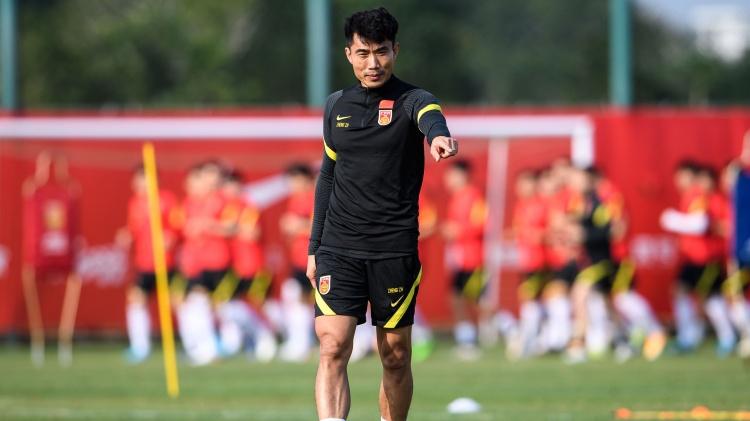 新消息！郑智有望执教青岛西海岸，不会加入国足教练组