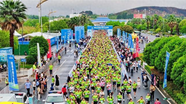 2025年道县半程马拉松赛圆满完赛