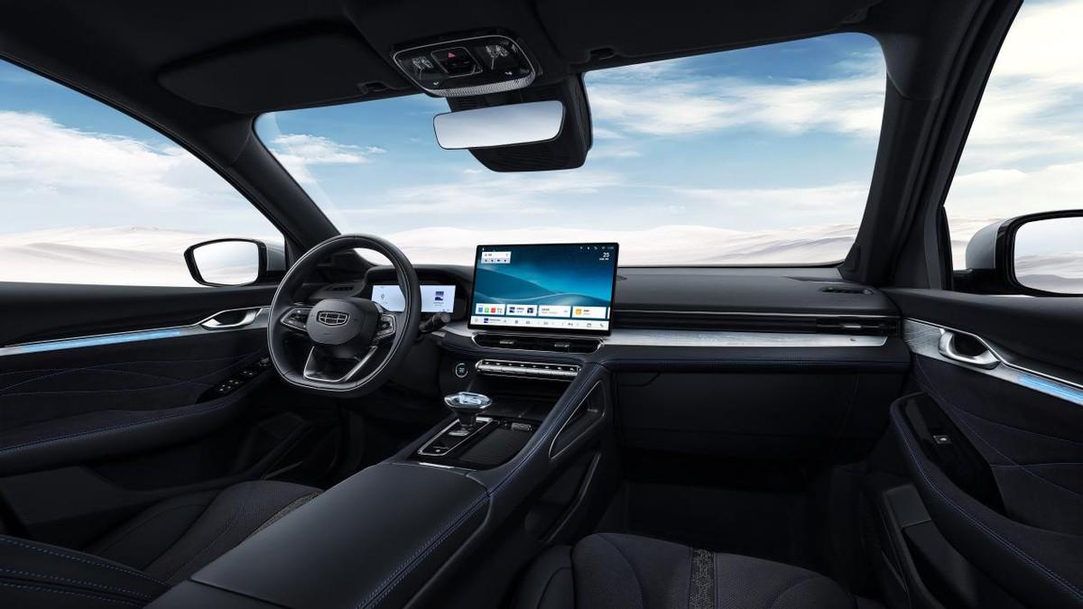 10万级燃油车市场竞争白热化！26款吉利星瑞全新东方曜太稳健