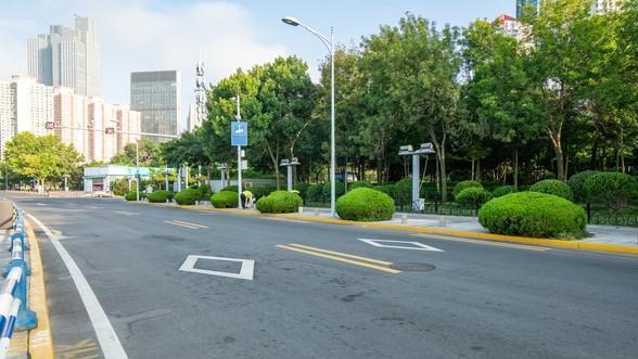 路口这样掉头操作，保证不会扣分罚款